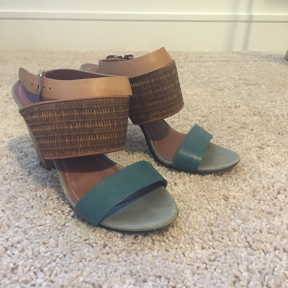 Elizabeth and James multi color sandals - Picture 2 of 7